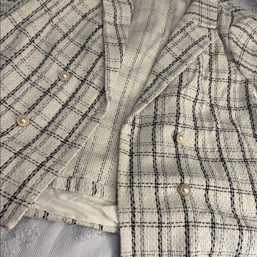 Women’s Plus Size Plaid Print Cloak Sleeve Double Breasted Blazer - Picture 6 of 11